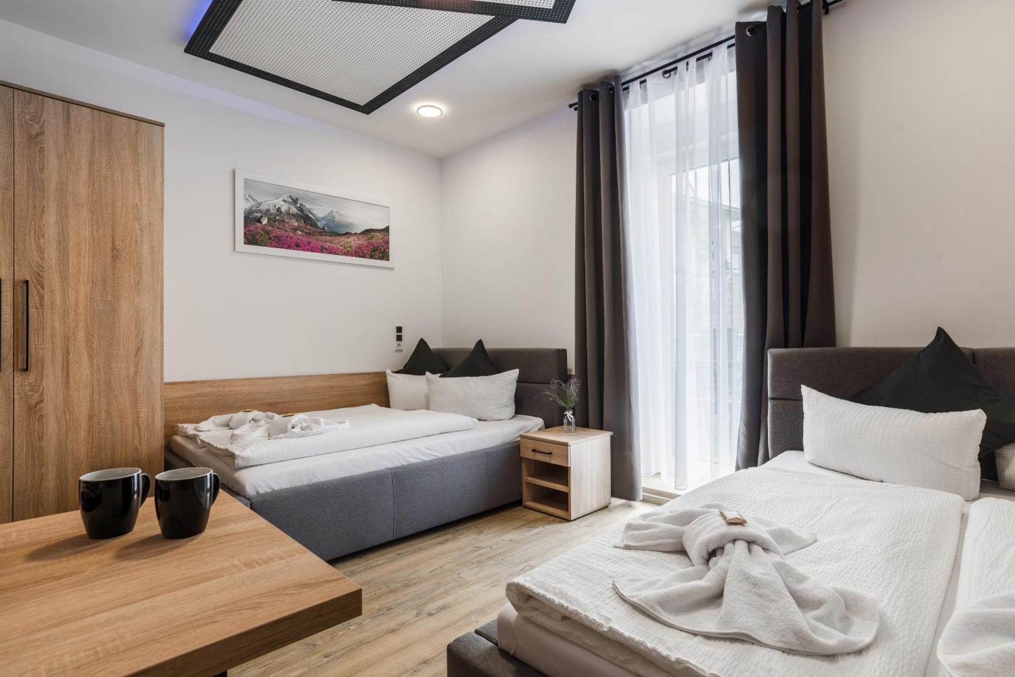 Hotel Montenegro Вормс Екстериор снимка