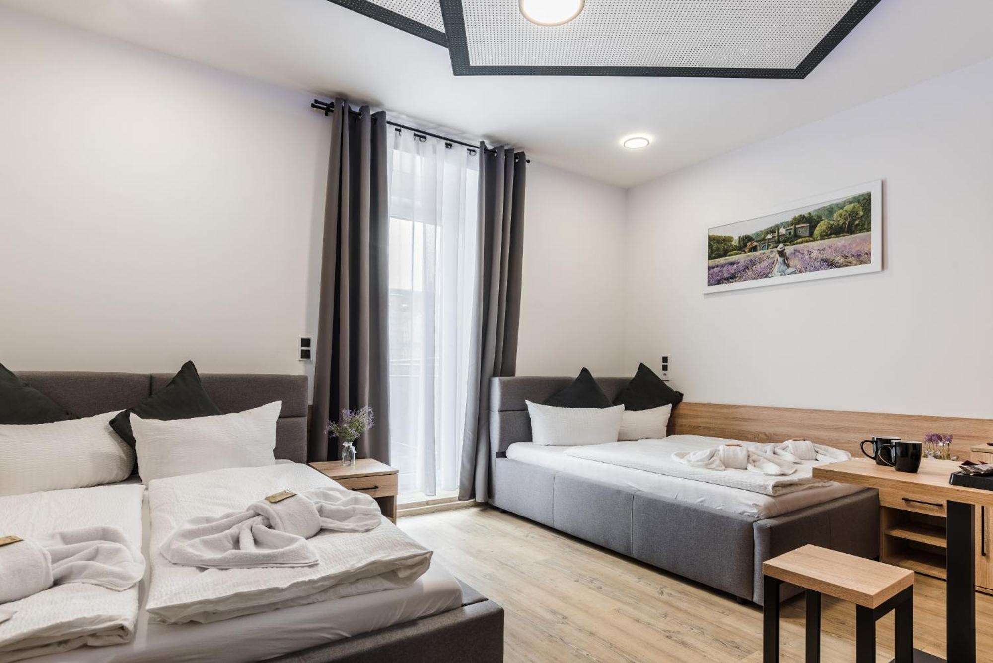 Hotel Montenegro Вормс Екстериор снимка