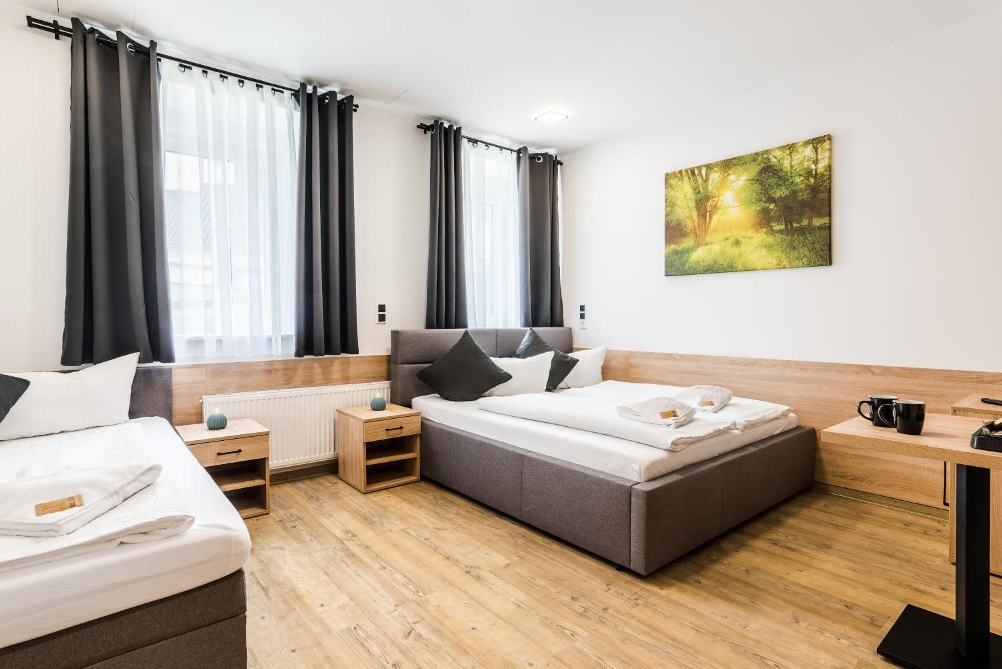 Hotel Montenegro Вормс Екстериор снимка
