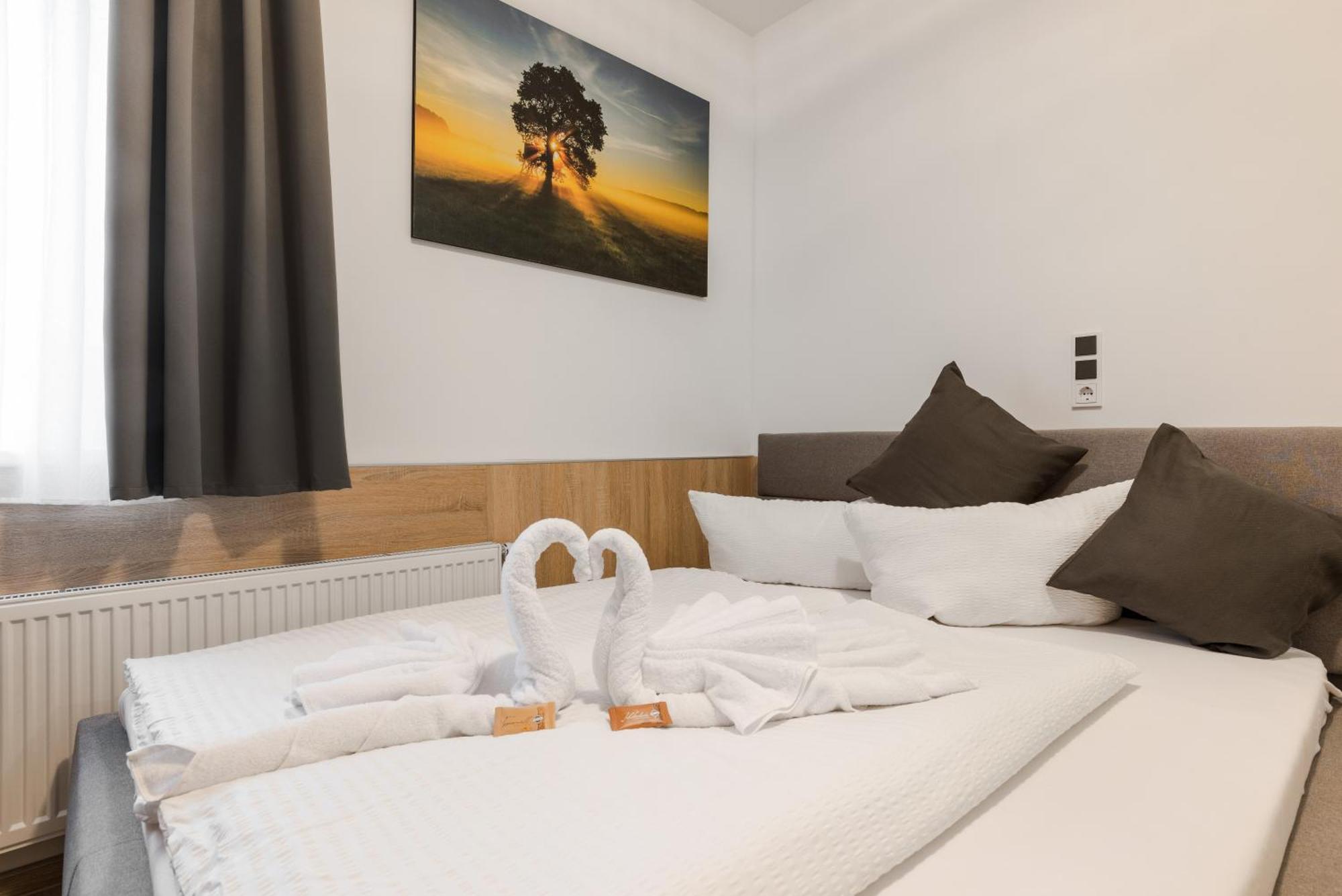 Hotel Montenegro Вормс Екстериор снимка